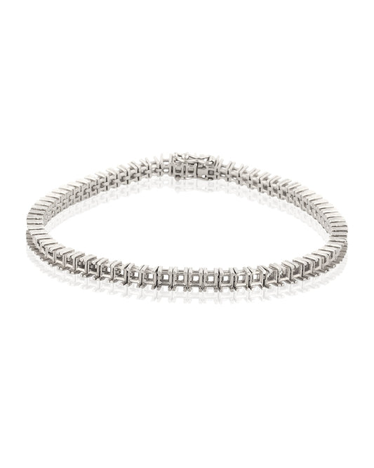 18K White Gold Tennis Bracelet 18Cm Long For 12Pt Square Stones