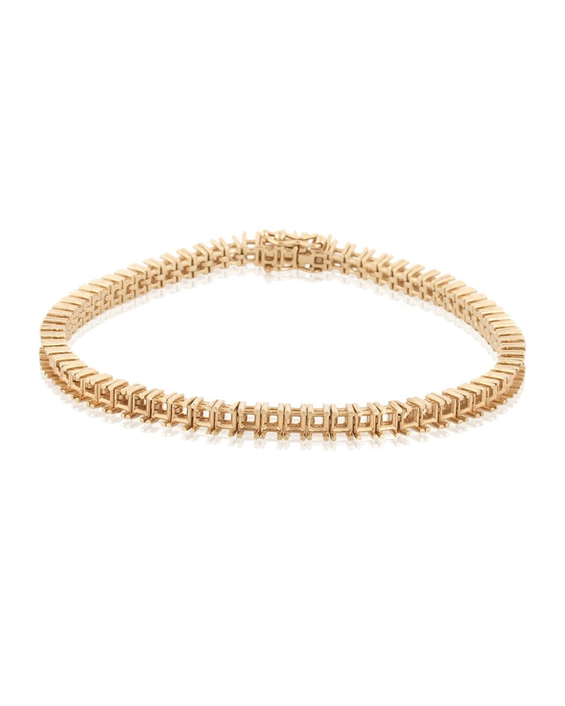 18K White Gold Tennis Bracelet 18Cm Long For 12Pt Square Stones