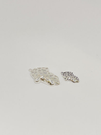 Sterling Silver 925 Small Decorative Hamsa Pendant